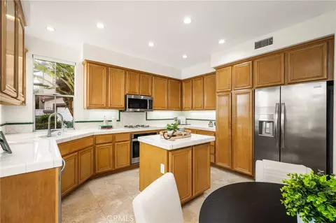 Kitchen - 37 Del Cambrea, Irvine, CA 92606 photo 6 of 6