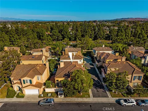 View/Area - 37 Del Cambrea, Irvine, CA 92606 photo 2 of 6