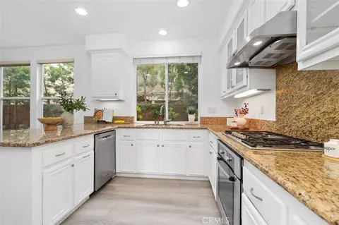 Kitchen - 31 Dinuba, Irvine, CA 92602 photo 2 of 2