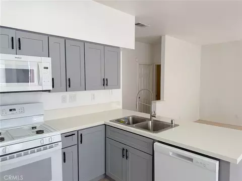 Kitchen - 36547 Caleandra St, Palmdale, CA 93552 photo 2 of 4