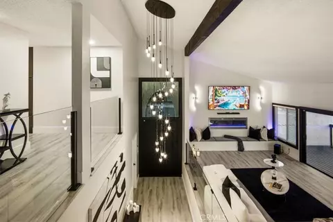Entry Way - 6190 Shaker, Riverside, CA 92506 photo 4 of 5