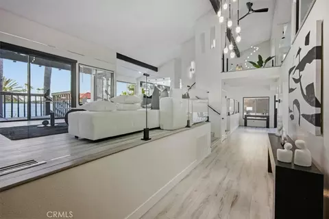 Entry Way - 6190 Shaker, Riverside, CA 92506 photo 2 of 5