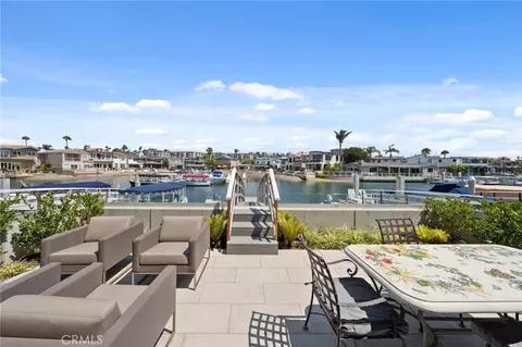 4014 Channel Pl, Newport Beach, CA 92663