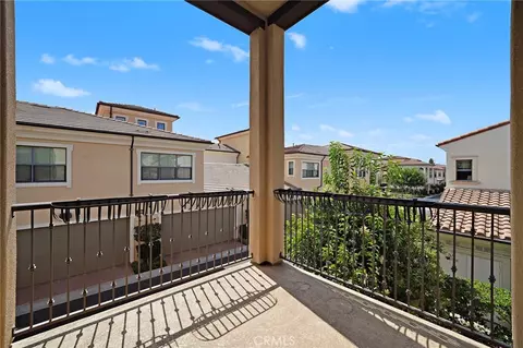Exterior - 110 Mighty Oak, Irvine, CA 92602 photo 2 of 4