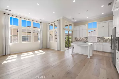 110 Mighty Oak, Irvine, CA 92602