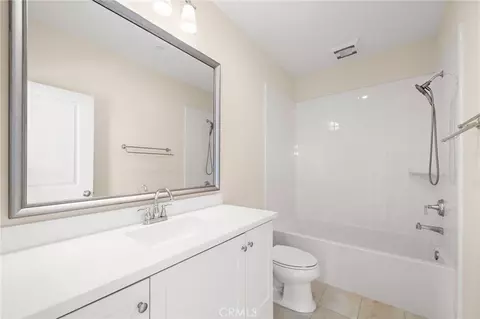 Bath - 110 Mighty Oak, Irvine, CA 92602 photo 1 of 2