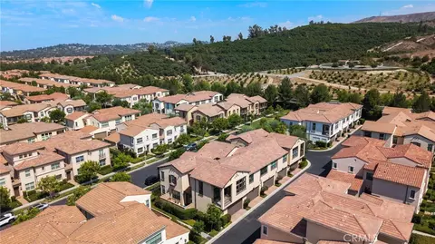 View/Area - 110 Mighty Oak, Irvine, CA 92602 photo 2 of 5