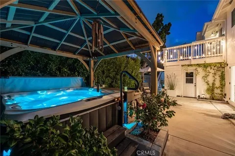 Exterior - 8239 Sugarman Dr, La Jolla, CA 92037 photo 9 of 13