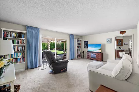 Living - 15022 Hunter Ln, Westminster, CA 92683 photo 3 of 3