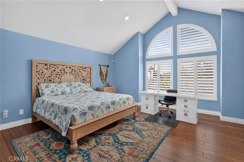 Bedroom - 28737 Live Oak Rd, Highland, CA 92346 photo 2 of 5
