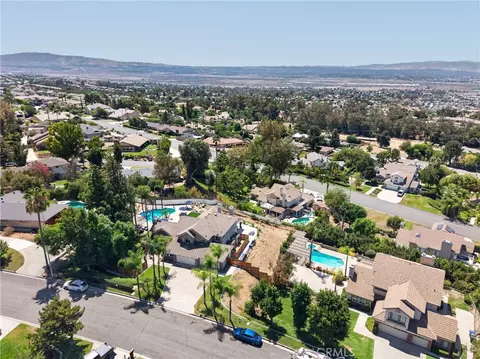 View/Area - 28737 Live Oak Rd, Highland, CA 92346 photo 2 of 3