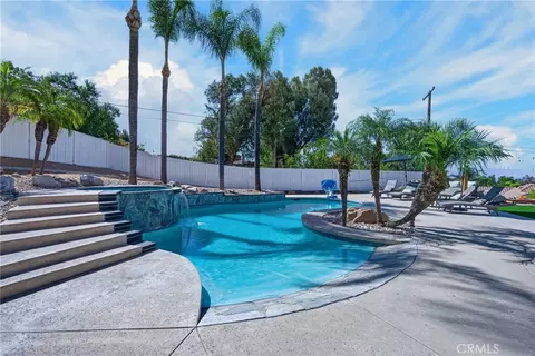 Exterior - 28737 Live Oak Rd, Highland, CA 92346 photo 3 of 19