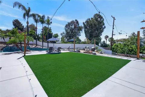 Exterior - 28737 Live Oak Rd, Highland, CA 92346 photo 15 of 19