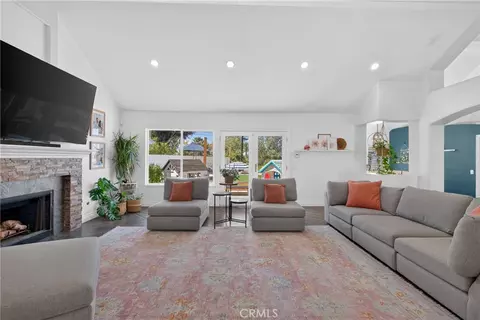 Living - 28737 Live Oak Rd, Highland, CA 92346 photo 2 of 3