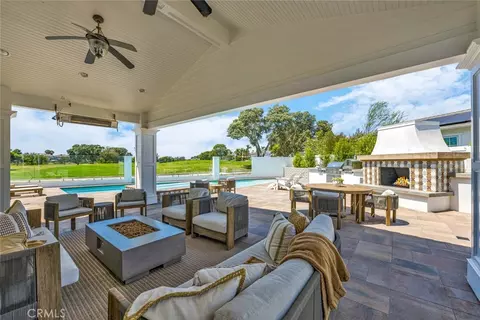 19581 Summer Breeze, Huntington Beach, CA 92648