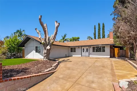 24541 Penfield St, Lake Forest, CA 92630