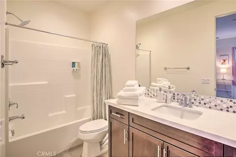 Bath - 43124 Armonia Ct, Indio, CA 92203 photo 1 of 5