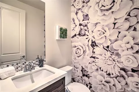 Bath - 43124 Armonia Ct, Indio, CA 92203 photo 4 of 5