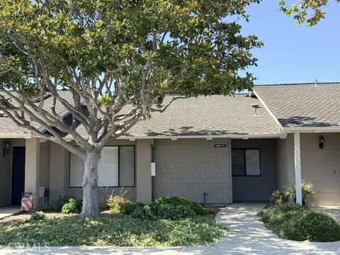 8566 Larkhall Cir #813B, Huntington Beach, CA 92646