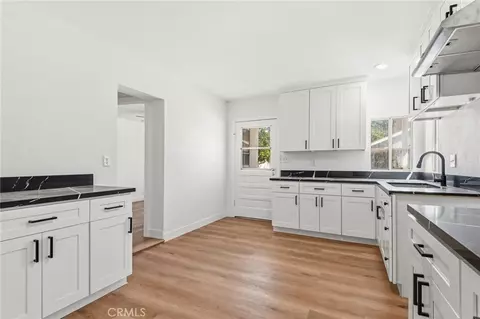 Entry Way - 4874 Park, Riverside, CA 92507 photo 1 of 2