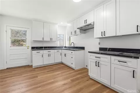 Kitchen - 4874 Park, Riverside, CA 92507 photo 1 of 2
