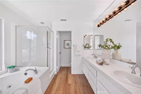 Bath - 8856 E Crestview Ln, Anaheim, CA 92808 photo 6 of 8