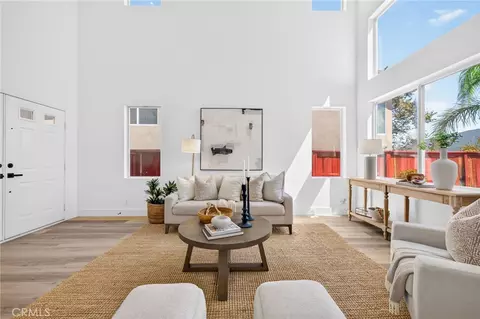 Living - 8856 E Crestview Ln, Anaheim, CA 92808 photo 2 of 5