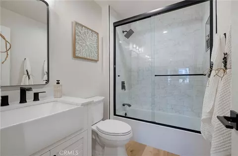 Bath - 3 Three Vines Ct, Ladera Ranch, CA 92694 photo 6 of 7