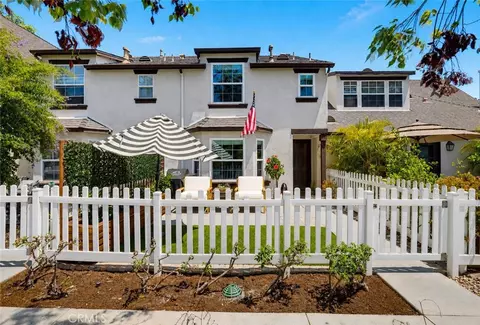 Exterior - 3 Three Vines Ct, Ladera Ranch, CA 92694 photo 2 of 7