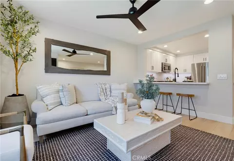 Living - 3 Three Vines Ct, Ladera Ranch, CA 92694 photo 4 of 5