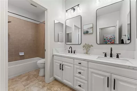 Bath - 113 Sanctuary, Irvine, CA 92620 photo 3 of 3
