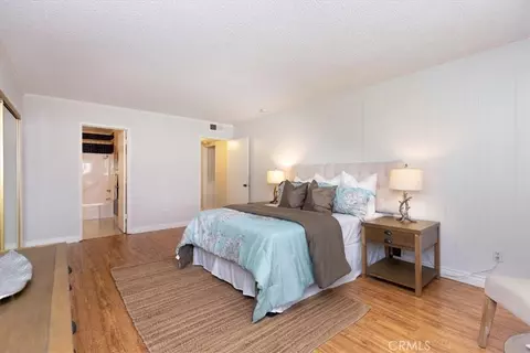 Bedroom - 420 S Madison Apt 109 Ave, Pasadena, CA 91101 photo 2 of 2