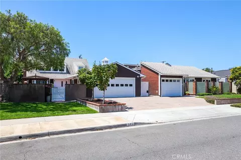 247 23rd St, Costa Mesa, CA 92627