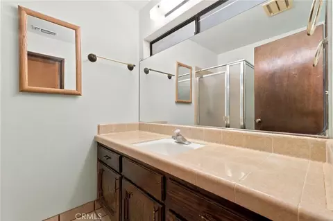 Bath - 6388 E Appaloosa, Clovis, CA 93619 photo 8 of 8