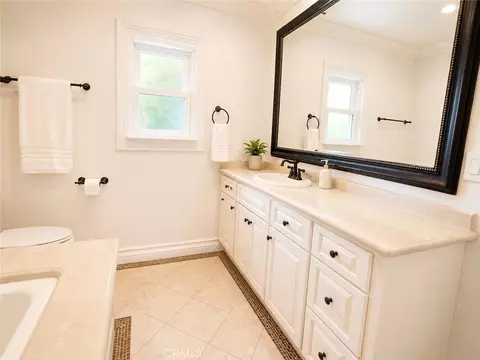 Bath - 6414 E Willow, Long Beach, CA 90815 photo 3 of 3