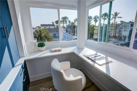227 18th St, Huntington Beach, CA 92648