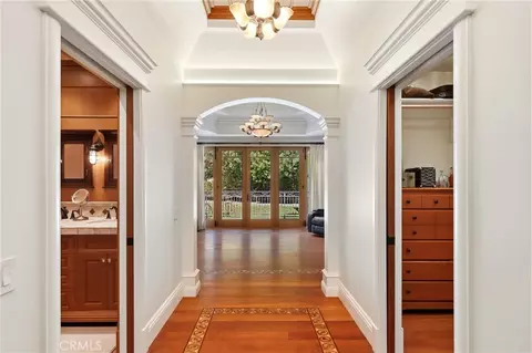 Entry Way - 752 N Creekview, Orange, CA 92869 photo 4 of 5