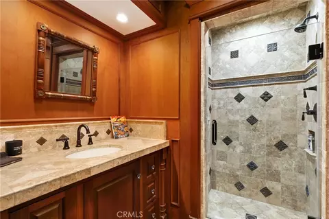 Bath - 752 N Creekview, Orange, CA 92869 photo 4 of 5