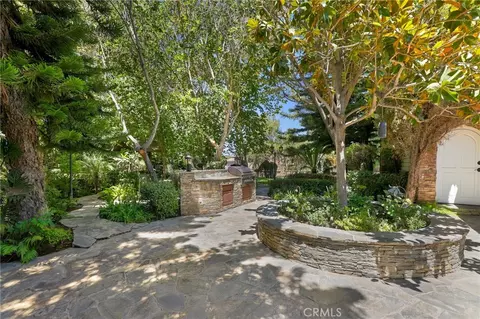Exterior - 752 N Creekview, Orange, CA 92869 photo 10 of 23