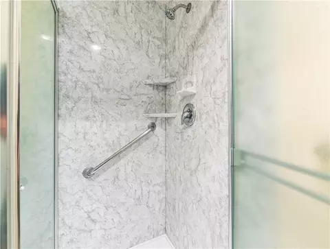 Bath - 9652 Duke, Westminster, CA 92683 photo 6 of 9