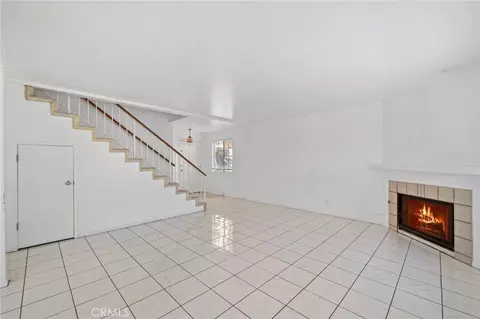 Living - 540 E 219th, Carson, CA 90745 photo 4 of 4