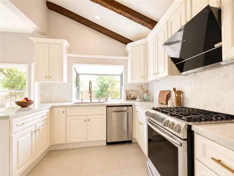 Kitchen - 10 Delaware, Irvine, CA 92620 photo 1 of 3