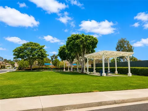 10 Delaware, Irvine, CA 92620 photo 3