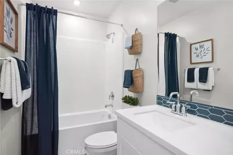 Bath - 561 Gregory Way, Glendora, CA 91740 photo 1 of 2