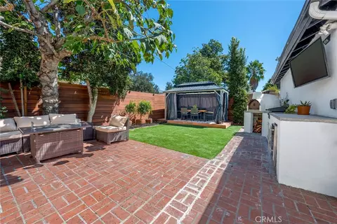 Exterior - 504 N Hill Ave, Pasadena, CA 91106 photo 5 of 8