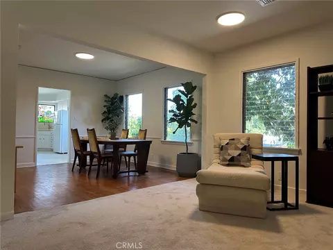 2572 Silver Rdg, Los Angeles, CA 90039