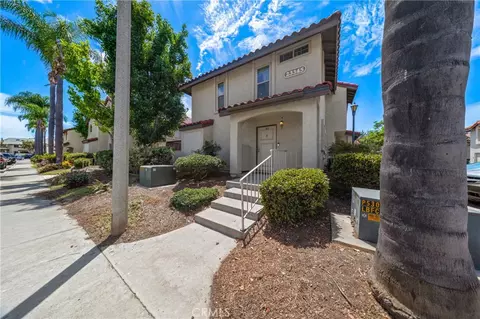 23345 La Crescenta, Mission Viejo, CA 92691