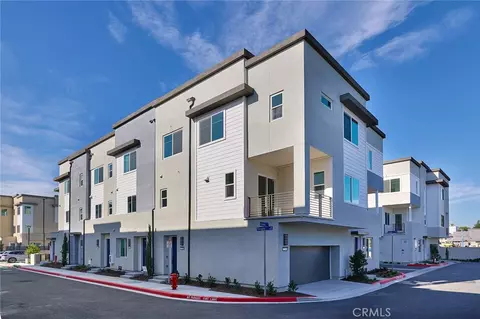 7268 Pointbreak Dr, Huntington Beach, CA 92647