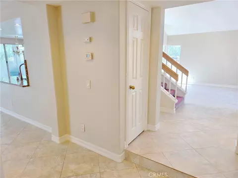Entry Way - 580 Calhoun, Corona, CA 92879 photo 2 of 7