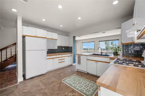 Kitchen - 340 Pineridge St, Brea, CA 92821 photo 4 of 6